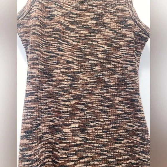 H&M dress - Picture 5 of 5